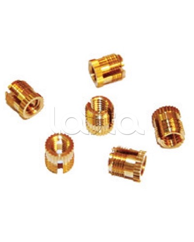 Втулка забивная с внутренней резьбой M6 (10 шт/уп) DKC 501007 в Новороссийске Крепеж: Дюбели, шурупы, саморезы Pintop.ru