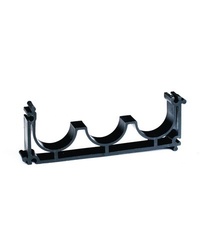 Держатель расстояния тройной (кластер) для двустенных труб д.63 мм DKC 025063 в Новороссийске Держатели, клипсы, скобы Pintop.ru