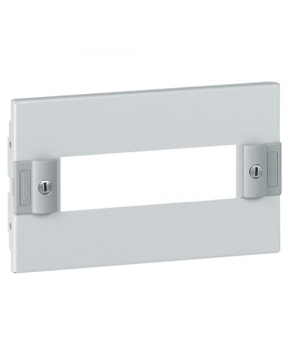 Панель лицевая Legrand 020307 в Новороссийске Аксессуары для стоек и шкафов Pintop.ru