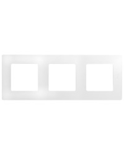 Рамка Etika белый Legrand 672503 в Новороссийске Аксессуары для кабель-канала Pintop.ru