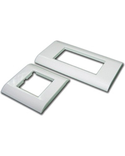 Накладка пластиковая TWT-FR45x90 в Новороссийске Аксессуары для стоек и шкафов Pintop.ru